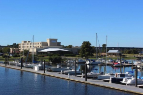 BridgePointe Hotel & Marina, New Bern